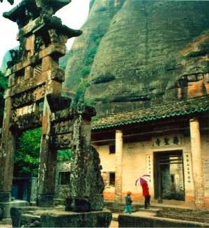 大成国庆祝军主力受重挫